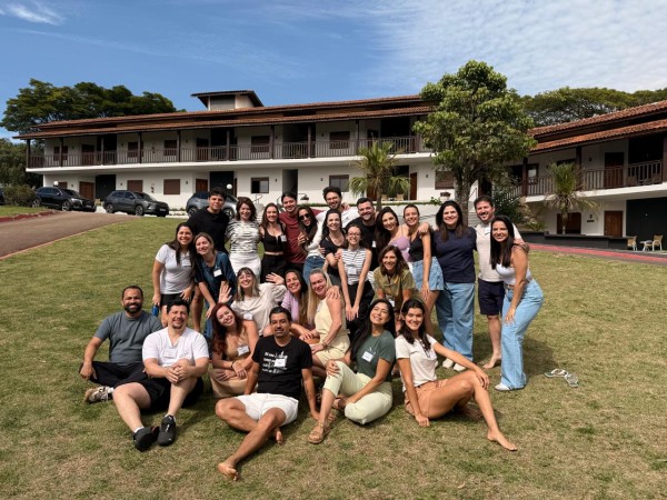 PH - Dezembro - 01 - Grupo 766/2025