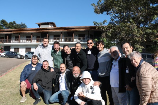 PH - Maio - 01 - Grupo 738/2024